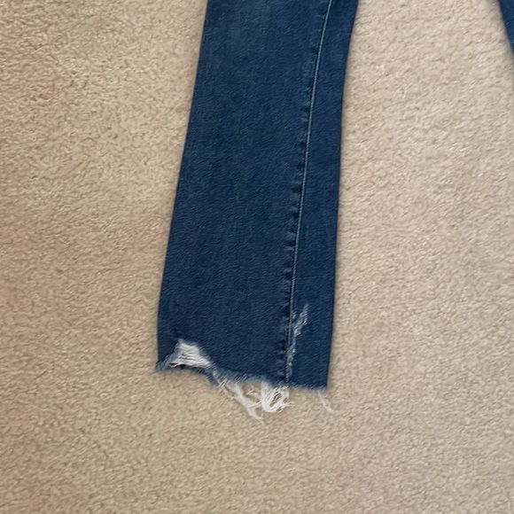 Abercrombie & Fitch High Rise Ankle Flair Jeans - Picture 2 of 5